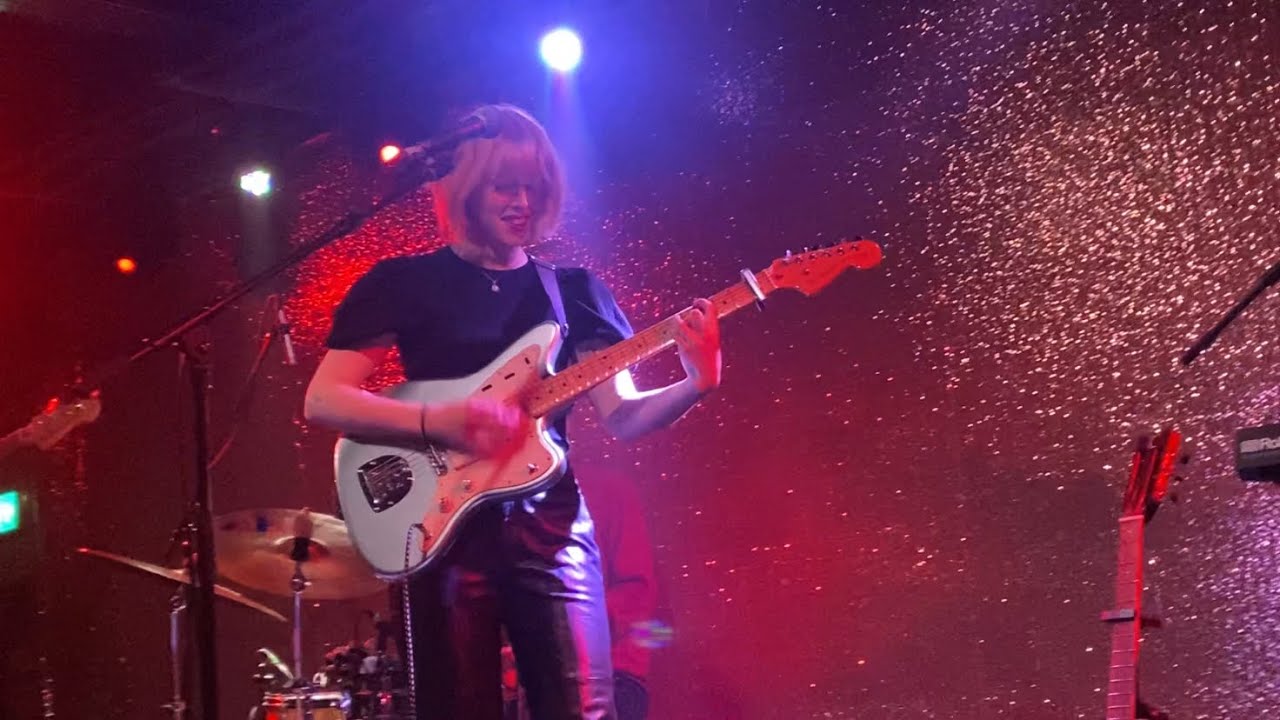 Fenne Lily - Alapathy (Live @ Brudenell Social Club, Leeds)