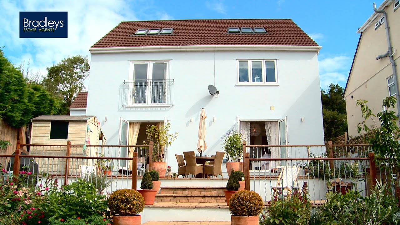 Property For Sale, Teignmouth, Devon - Bradleys Estate Agents