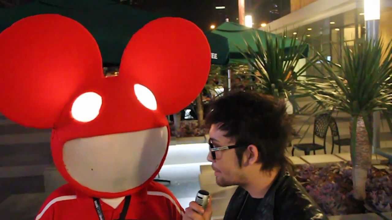 Anime Expo 2011 tomfoolery