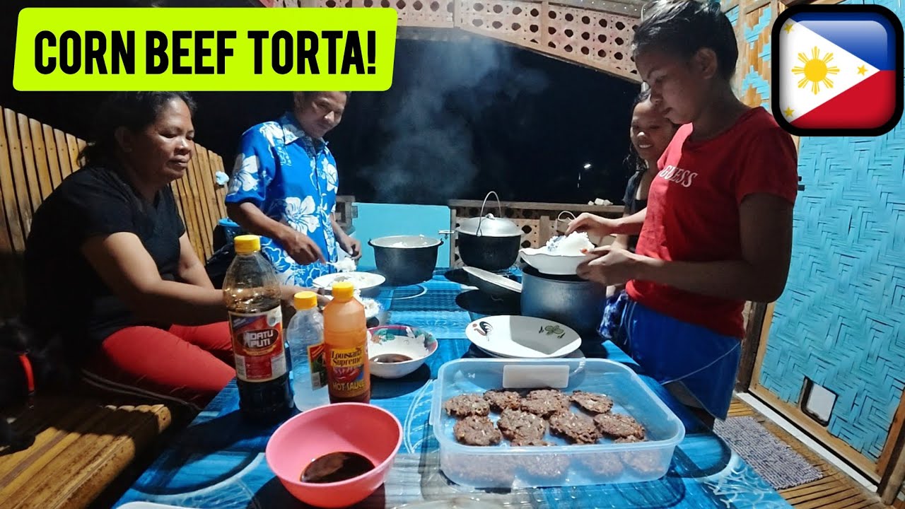 Торта с солониной и сигариллами на наш ужин! 🇵🇭