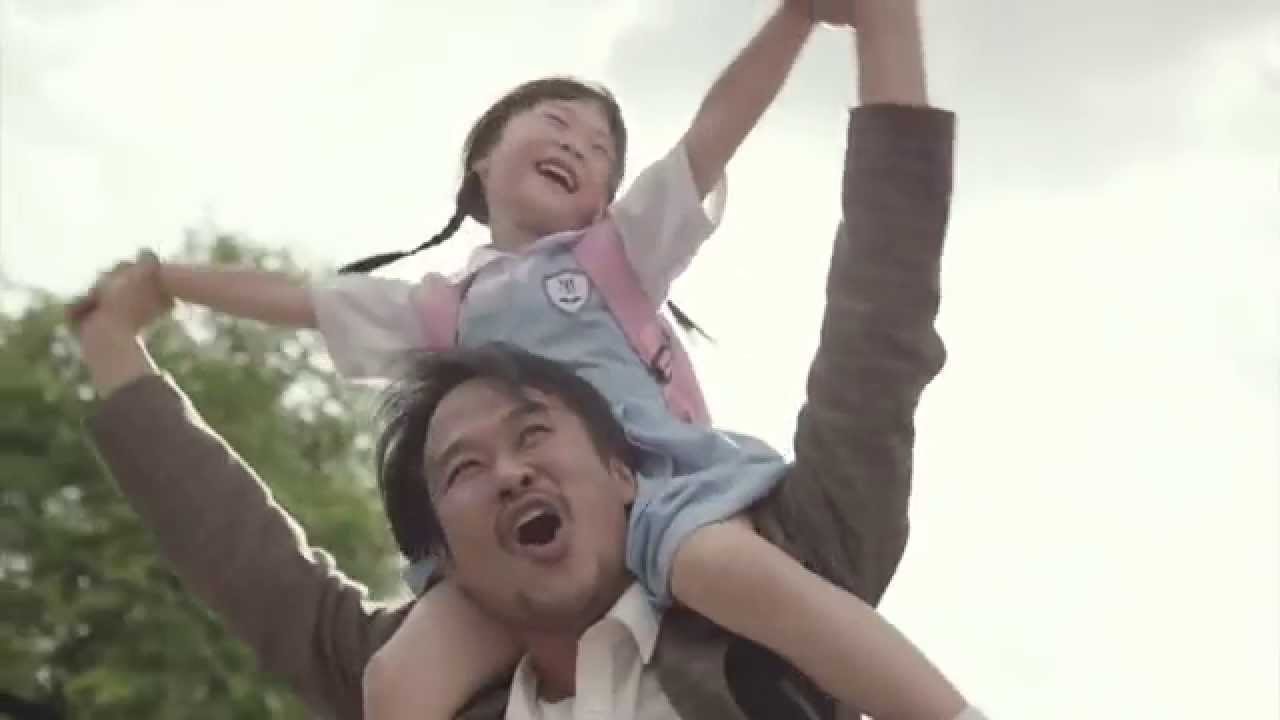 My daddy is a superhero but he .. lies !