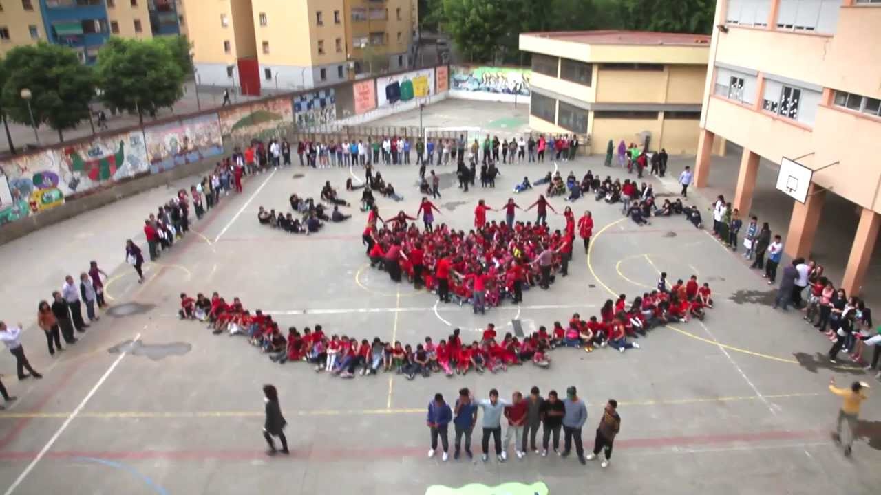 LipDub per Santa Joana (Lestonnac de Badalona 2013)