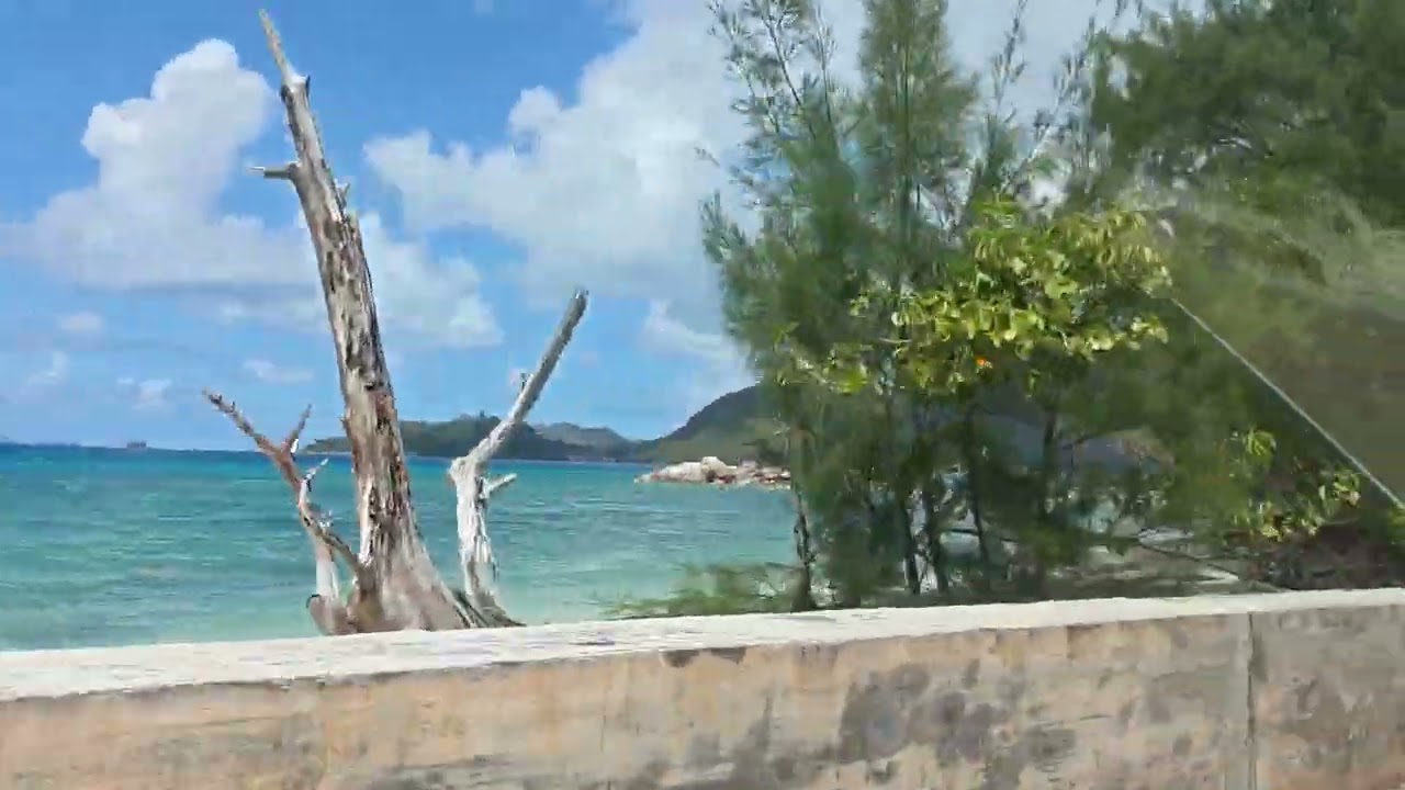 ANSE BOUDIN PRASLIN SEYCHELLES...