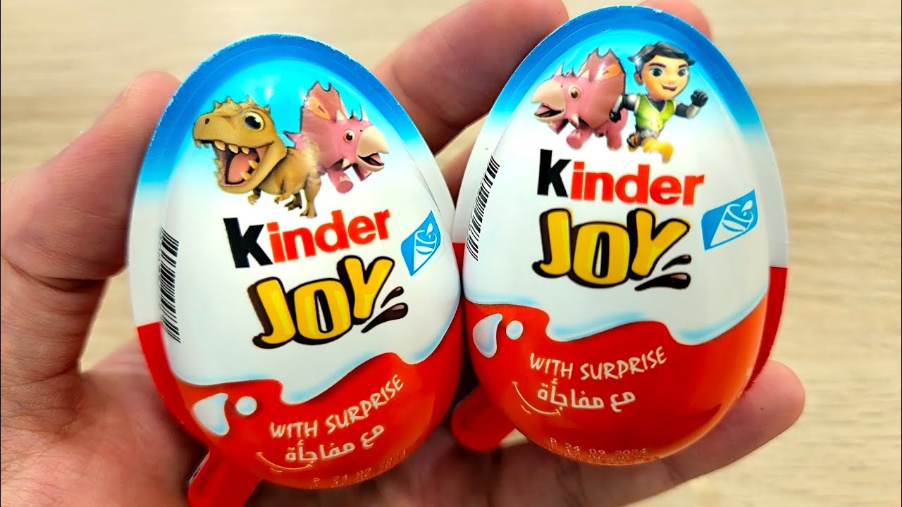Unboxing Kinder Joy Dinosaur Edition
