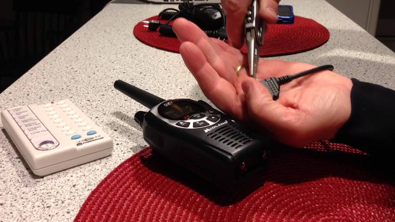 GXT1000 Radio mod for the hand mic so you can use the internal speaker.