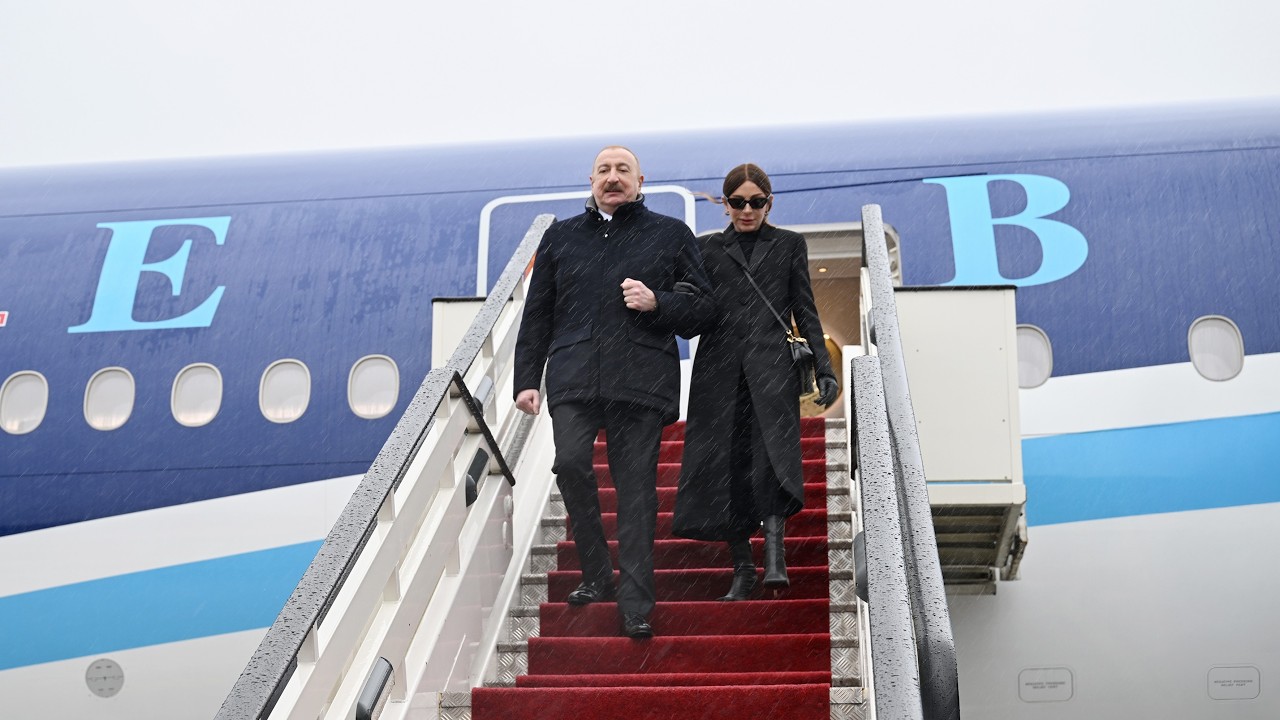 Prezident İlham Əliyev Serbiyaya rəsmi səfərə gəlib