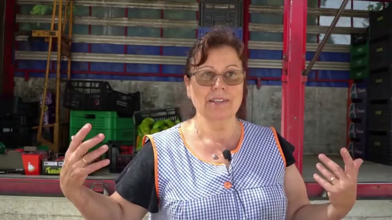 Els marxants del mercat setmanal a Celrà