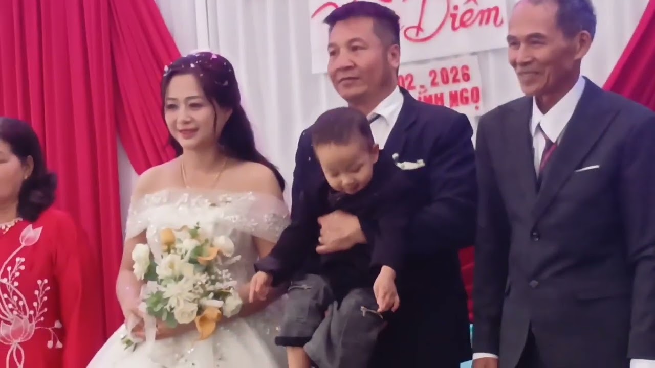 Đi đám cưới - Cô gái Quảng Ngãi lấy chồng người Yên Bái.