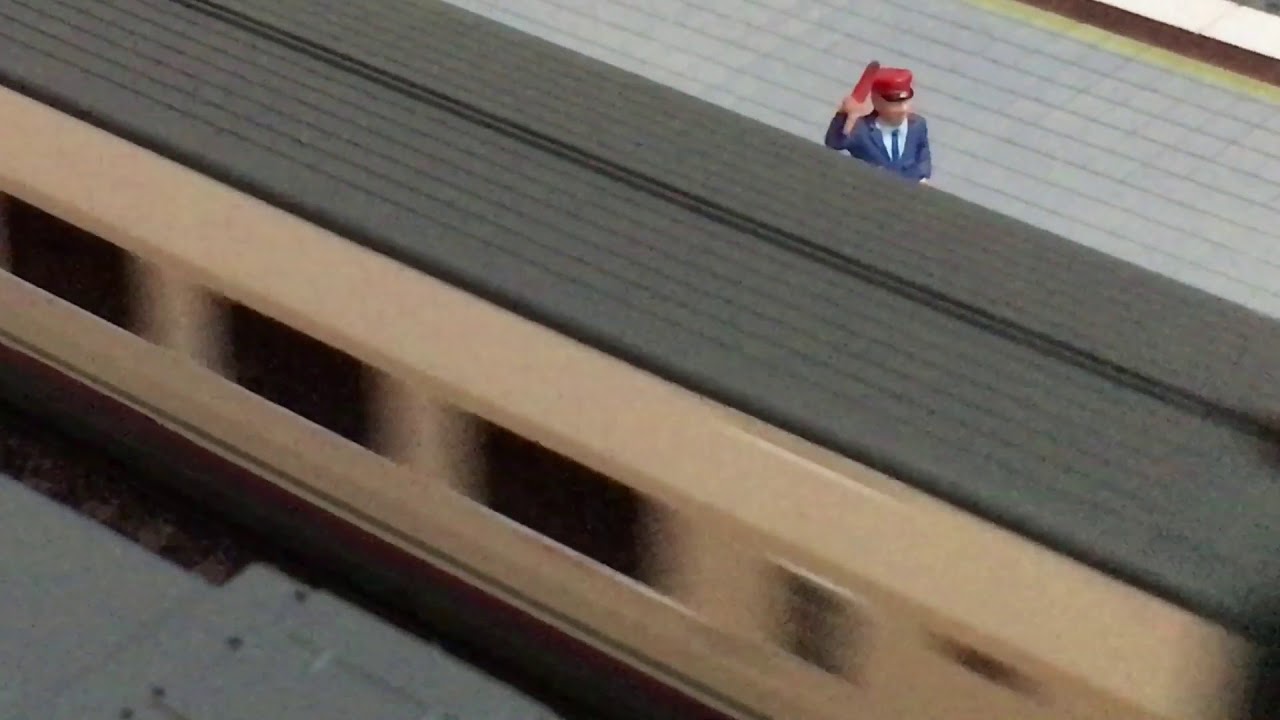 AVE S100 Renfe Operadora. V&iacute;a de 3 carriles