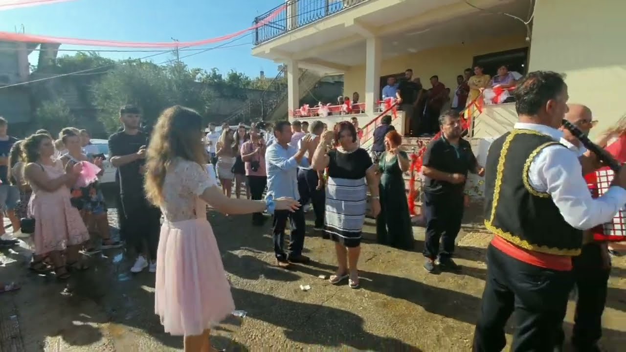 Cerme e Siperme 2022 Grupi Sazeve Myzeqeja Tradita e Dasmave Tona.