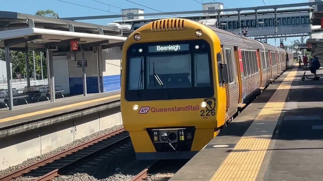 Beenleigh SMU226 Arriving At Coopers Plains Train Station Platform 1