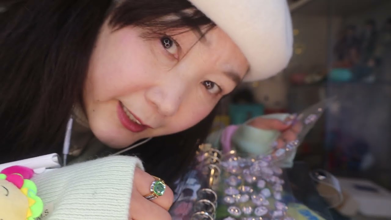 【ASMR】ボンボンドロップシール、シール帳に貼ってみた♥シール交換したシール紹介🎀レート高いのあるかな^_^ The sound of sticking stickers
