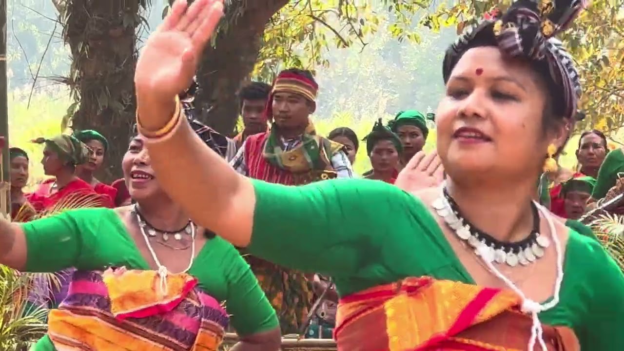বহুৰঙী নৃত্য (Chandubi festival)