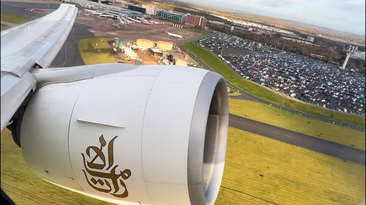 Scenic Emirates B777 departure out of Birmingham Airport!