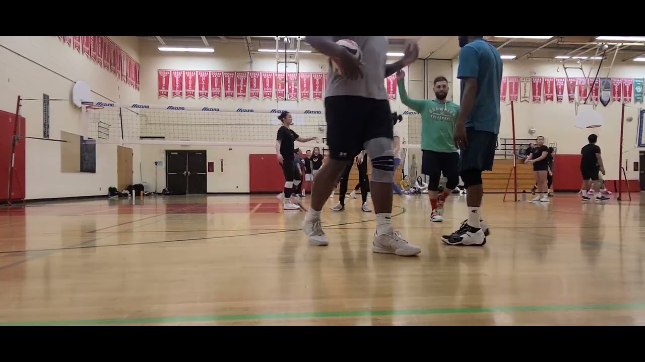 Pineapple Tuesday Reverse 6 Volleyball - 2024/4/9(2)