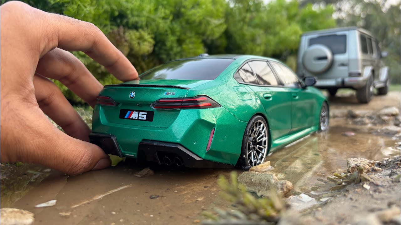 Распаковка модели BMW M5 G90 в масштабе 1:18 | Литые модели автомобилей