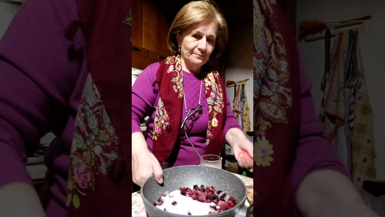 Crema  ai frutti di bosco e crema alle arance per preparare delle ottime suppellettili!