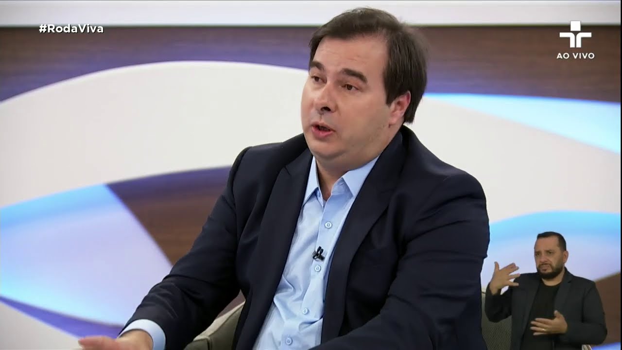 Rodrigo Maia responde se vai abrir processo de impeachment contra Jair Bolsonaro