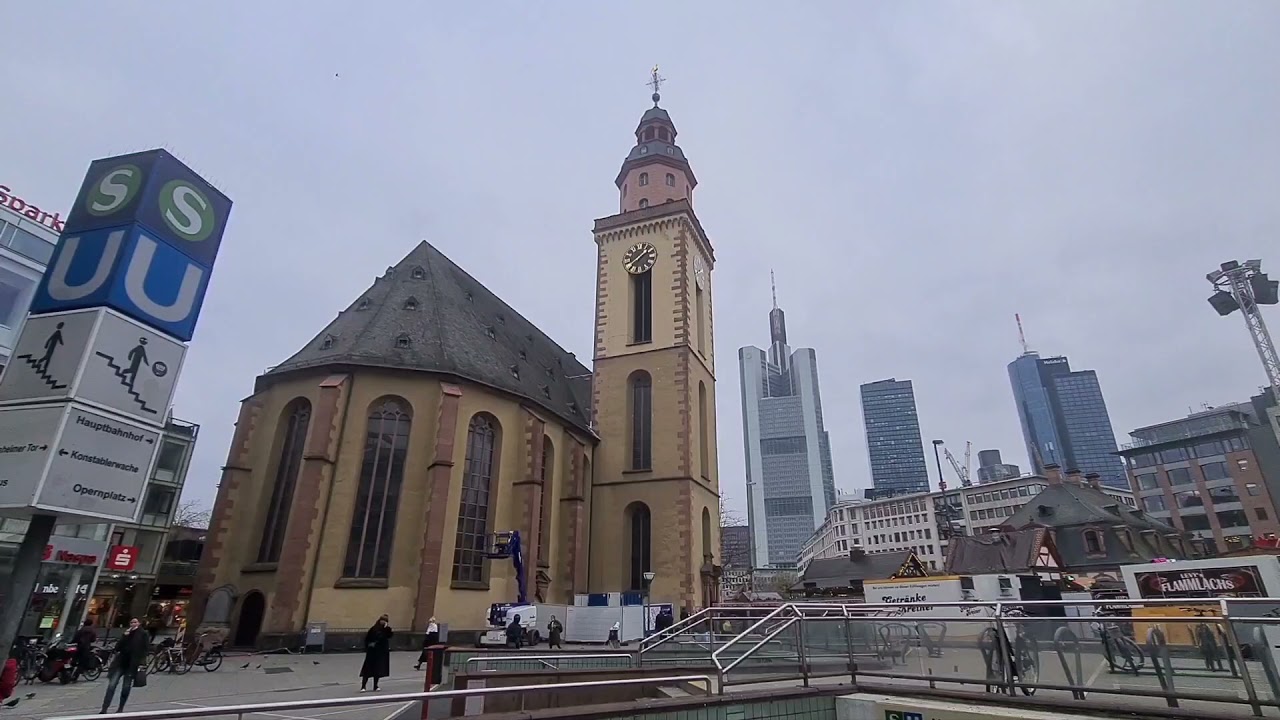 Frankfurt Germany MyZeil 25.11.2021 cold weather today 🇩🇪🇩🇪