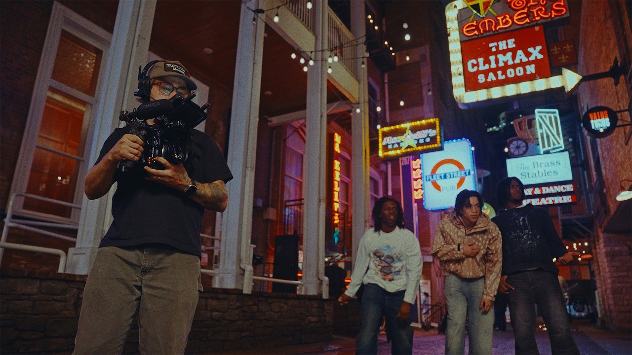 Съемка рекламного ролика обуви на камеру PYXIS 12K.