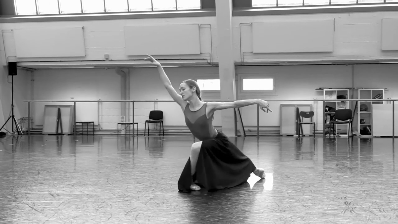 LA BAYADERE | Nikiya Solo Variation feat. Ksenia Ovsyanick | Staatsballett Berlin