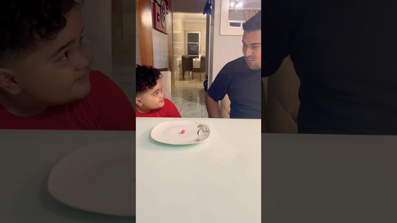 Enganado pelo papai 😱😅🤡😳 #funny #comedy #short #funnymoments #osmacarocasfamily