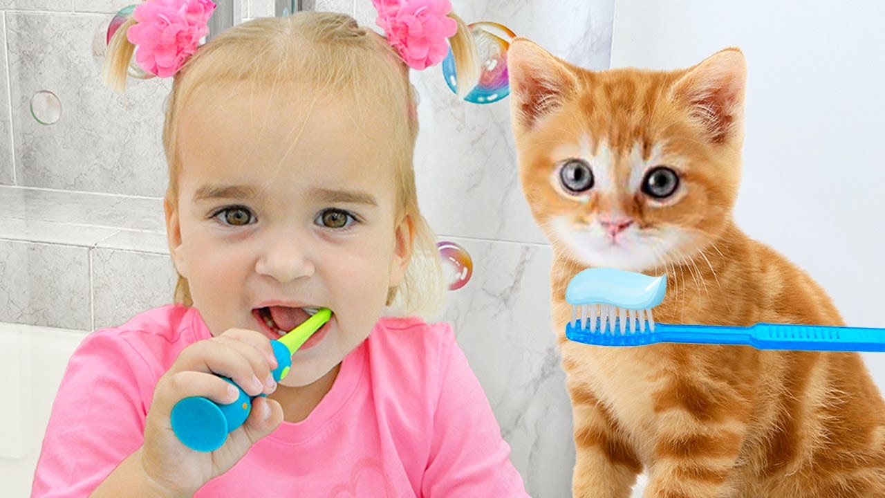 Алиса и мама изучают и играют по утренней программе.