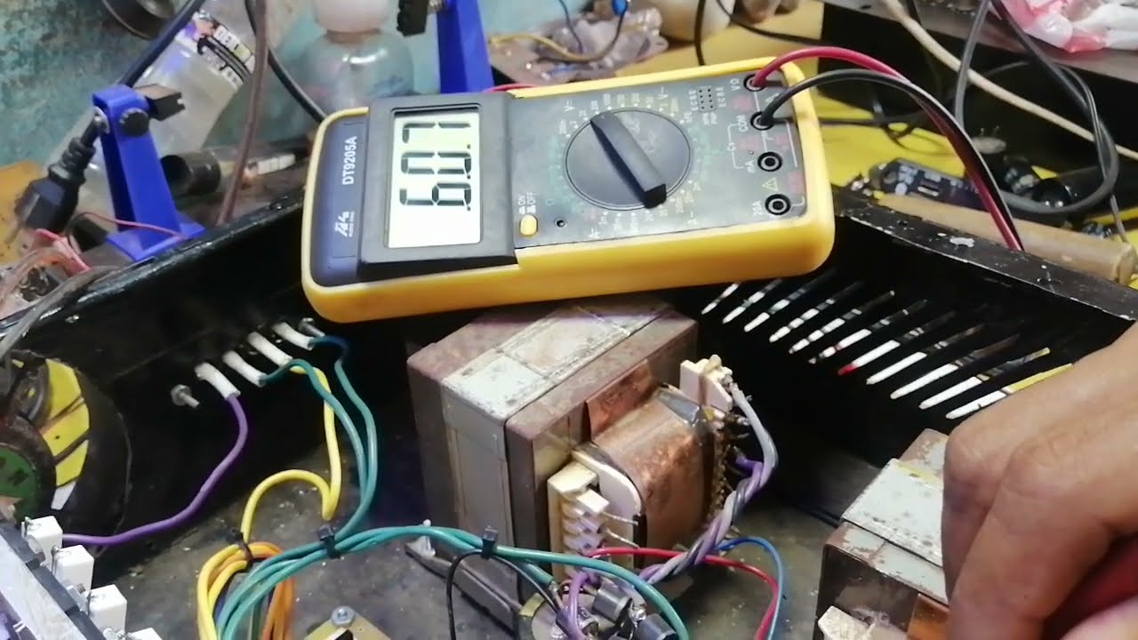 Amplificador con transformador de equipo Sony. Amplifier with Sony equipment transformer.