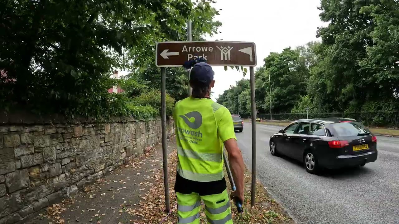 NATIONAL STREET SIGN CLEANING DAY 2022 - ECOWASH EXTERIOR CLEANING