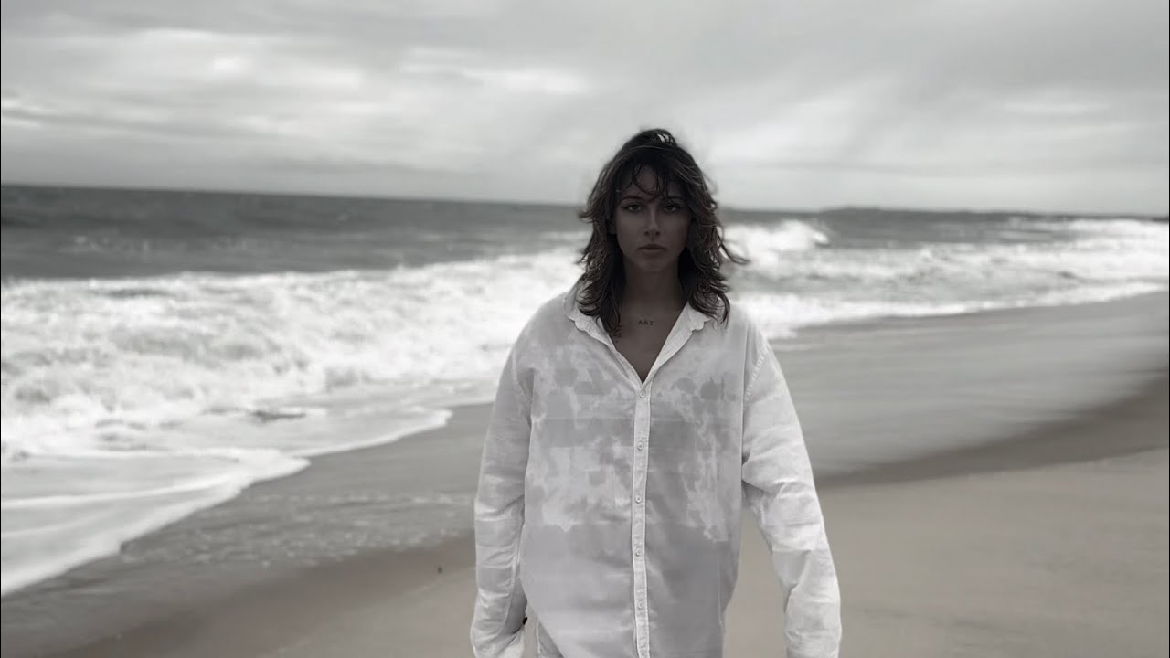 TEFI - Soltar el control (Official V&iacute;deo)  