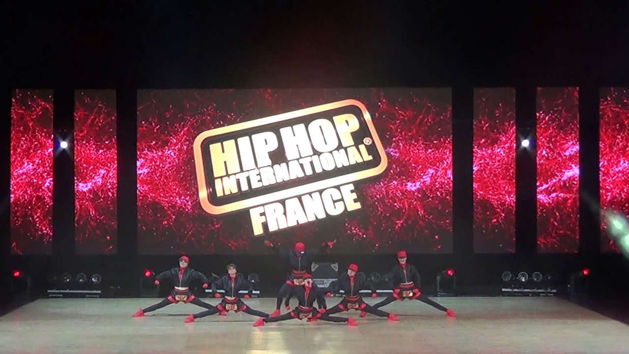 64Degrees Varsity HHI 2016 Paris