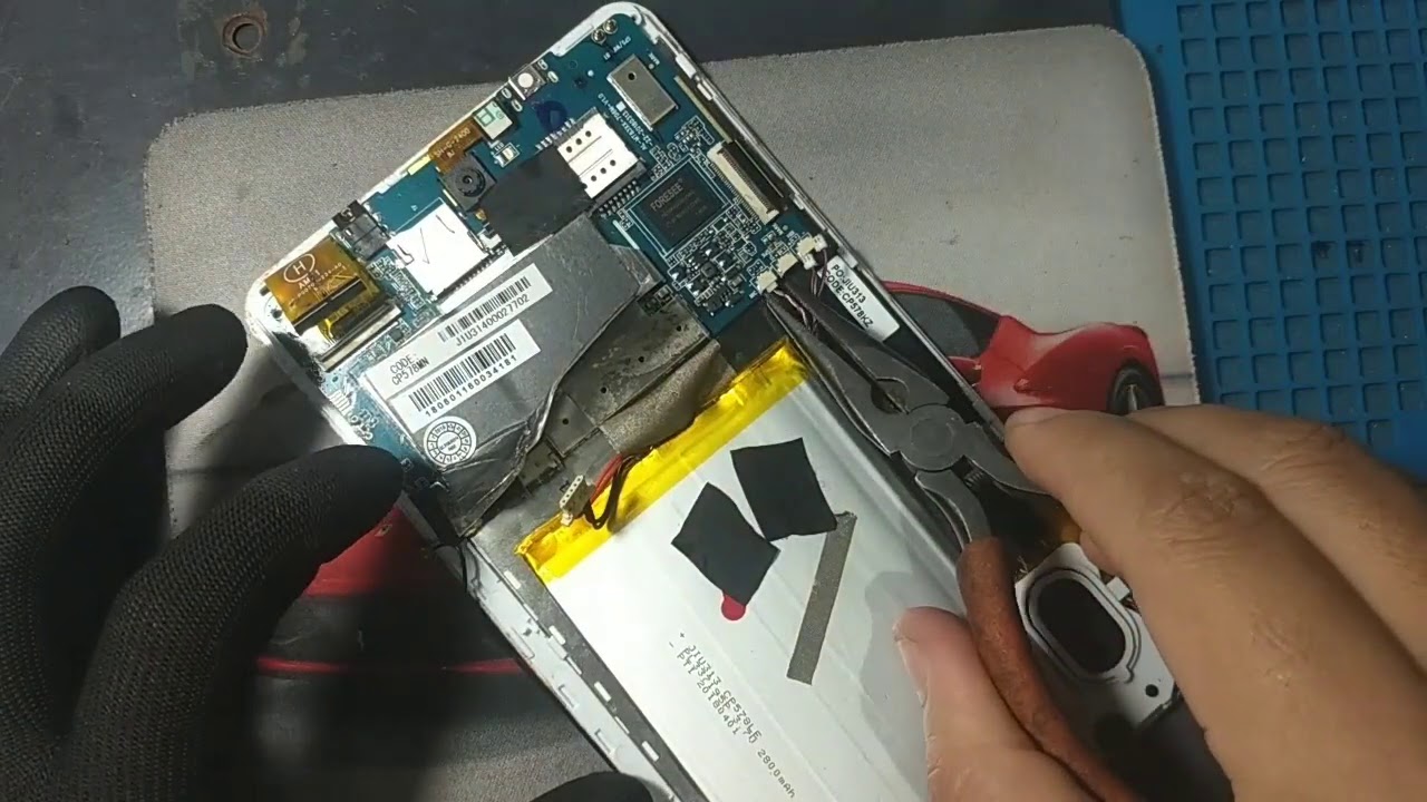 trocando display do tablet multilaser M7s 3g que trocar o display de qualquer tablet veja este video