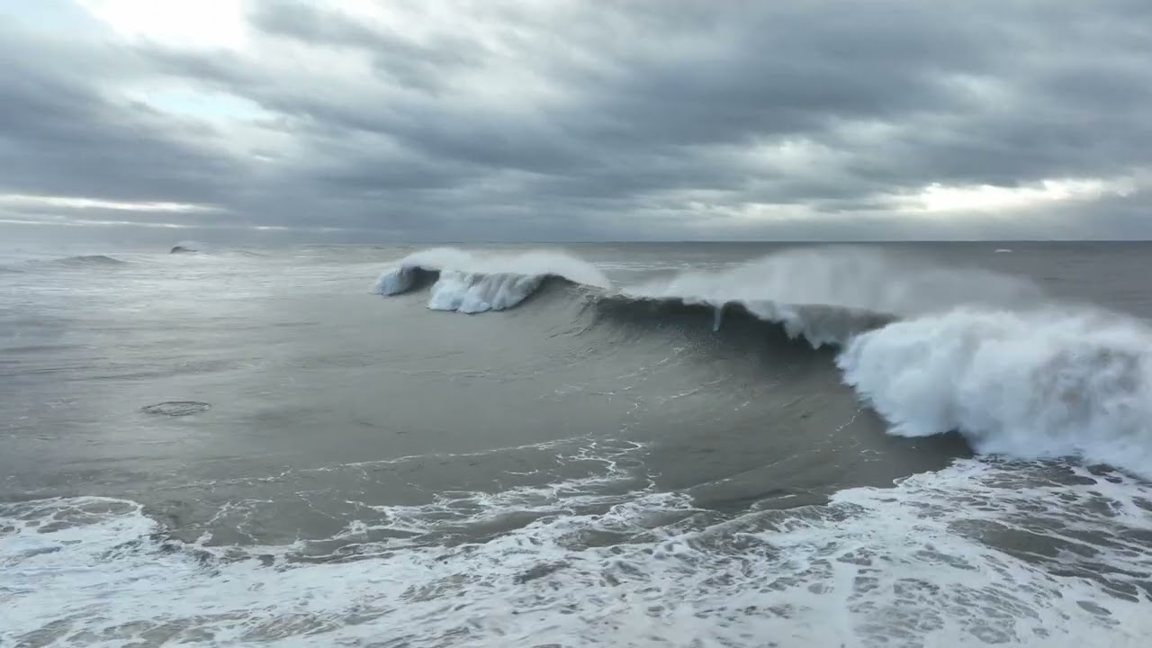BIG WAVES on the Central Coast of NSW