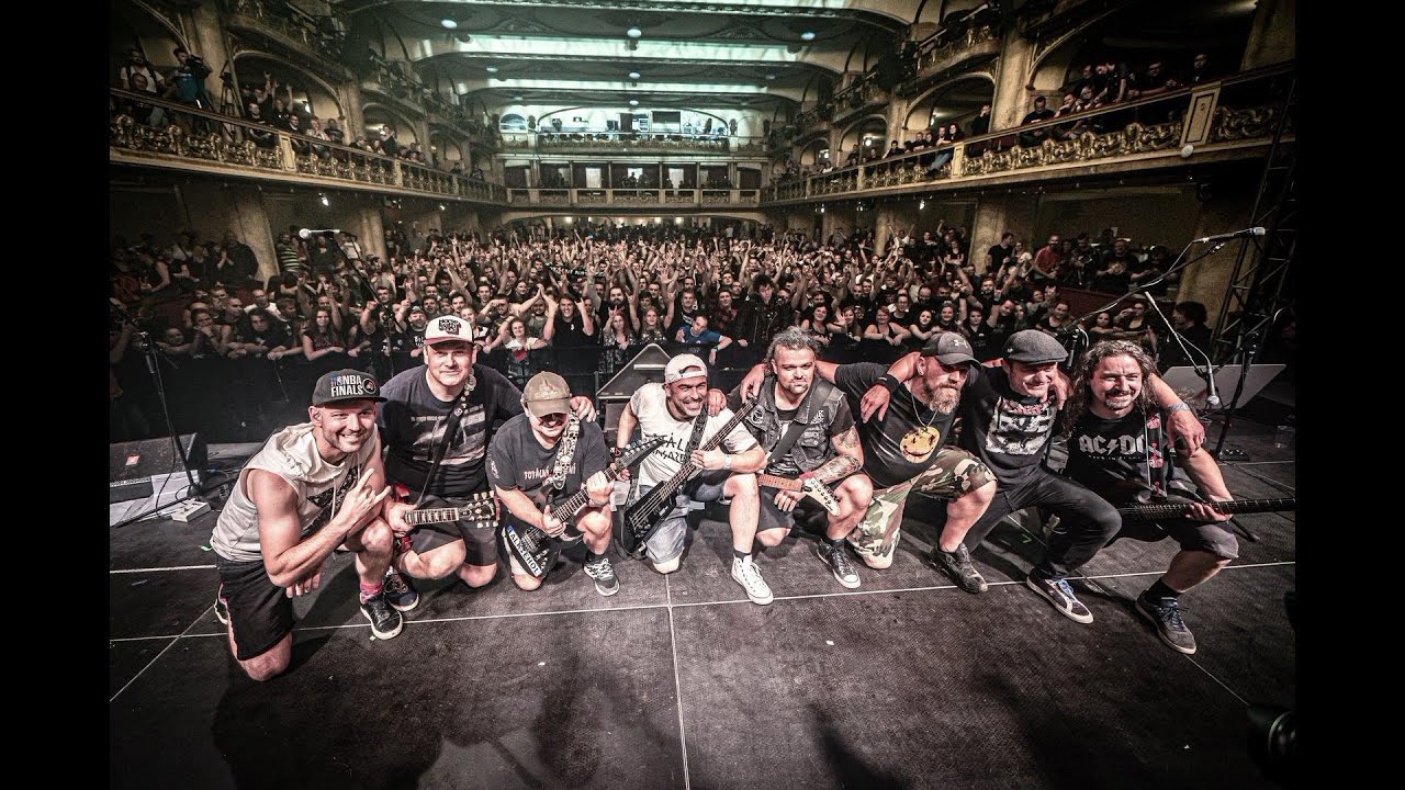 30 let Totálního nasazení - Palác Lucerna   (Official Video 2021)