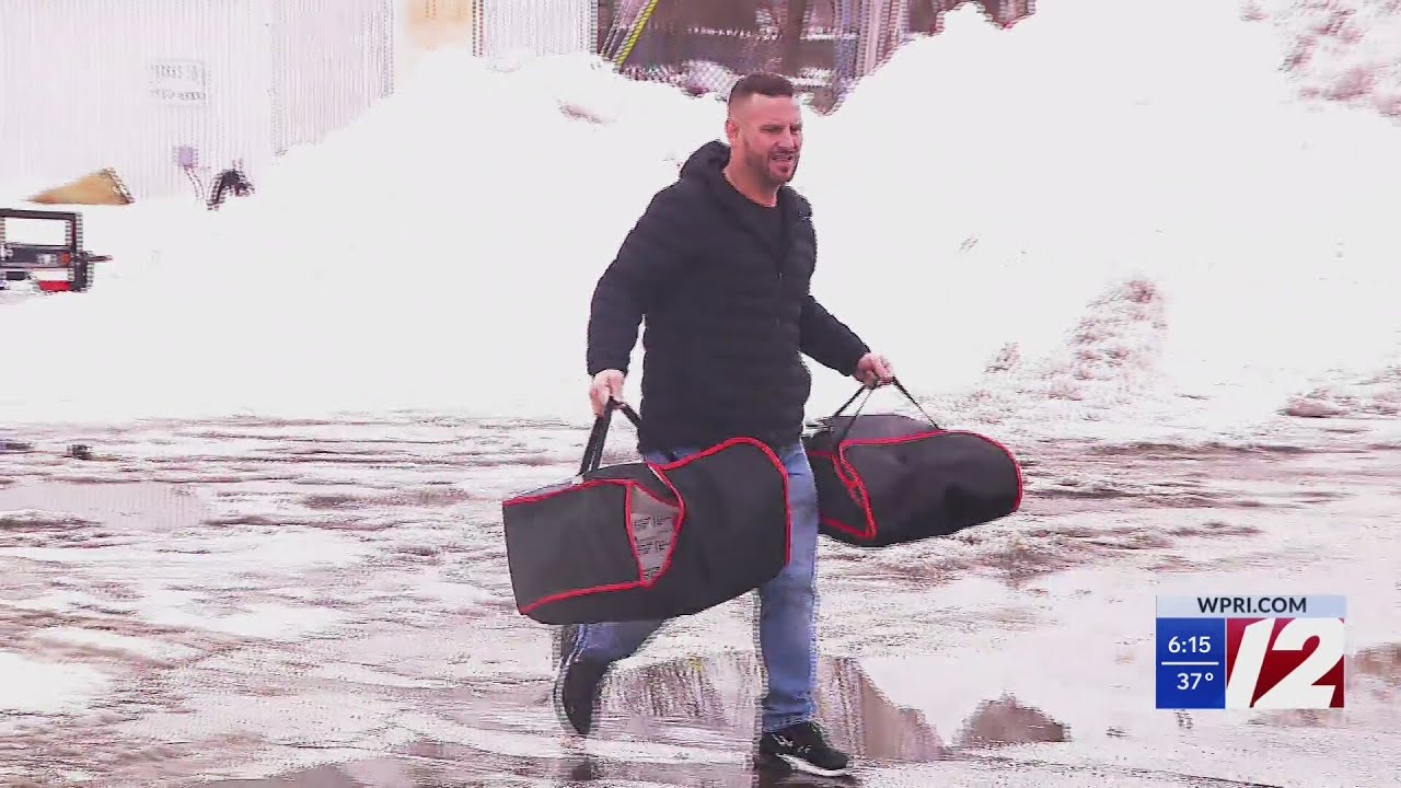 Street Stories: ‘Moving Dough’ thanks city workers for moving snow after blizzard