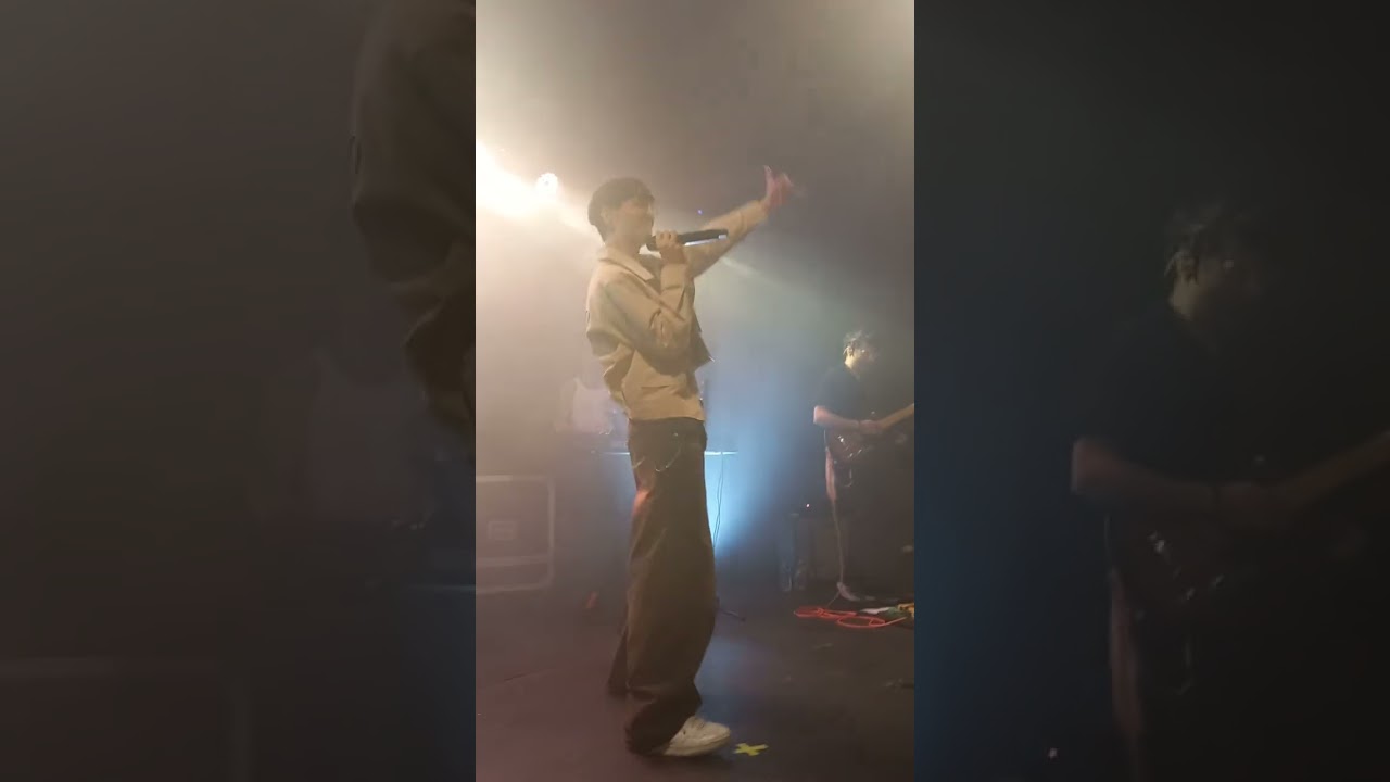 Concert Fredz : Dans les soir&eacute;es ; Discours ; Message ; Houston (D&eacute;sol&eacute;e pour ma voix)