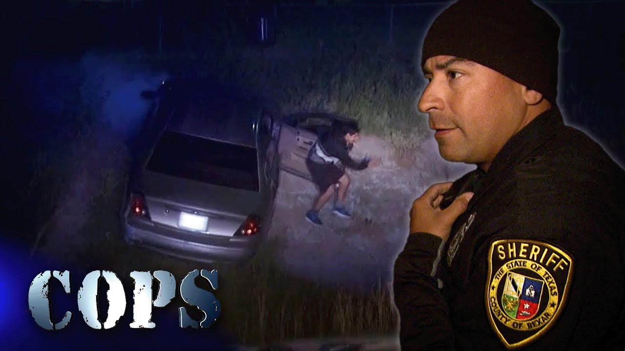 Suspects Bailing Out - Vehicle Pursuits 🚗 🚓 | Cops TV Show