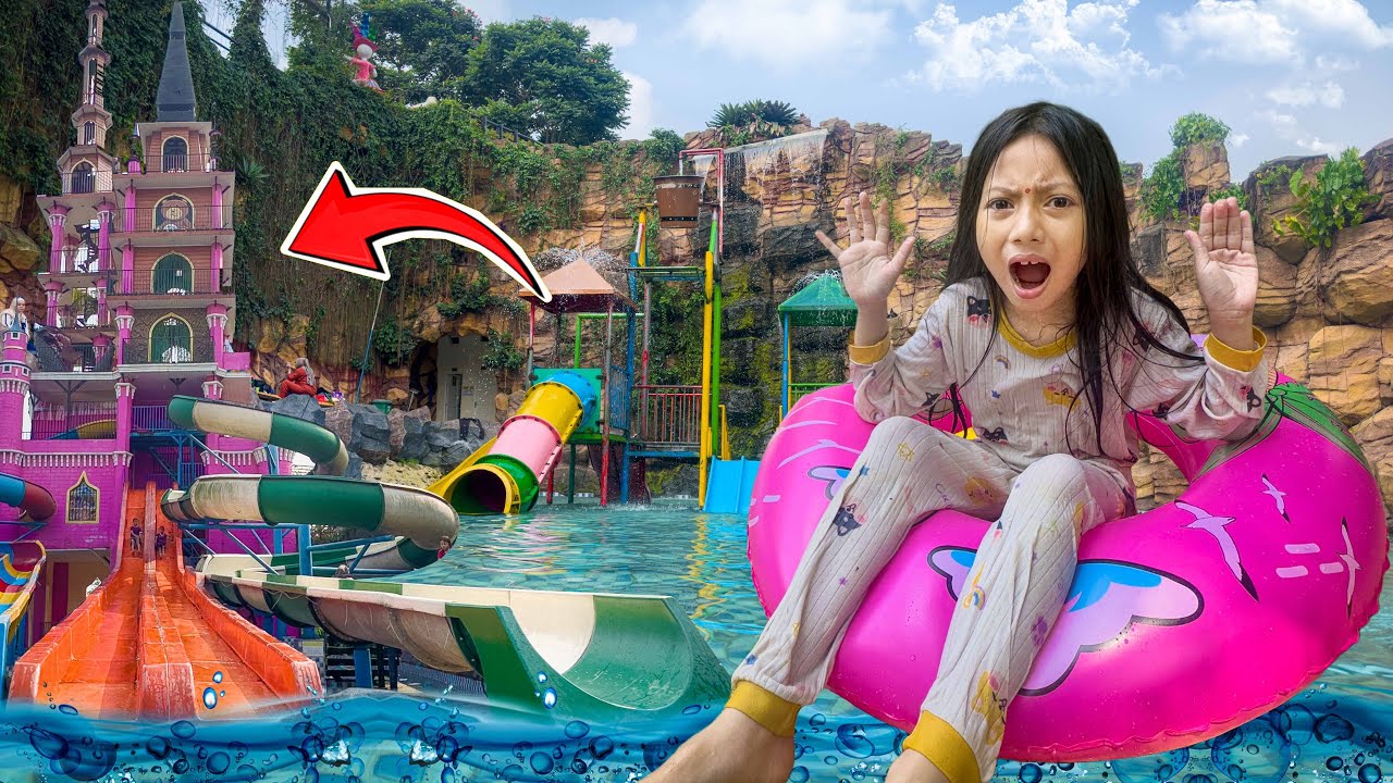 AQILA BERENANG KE ISTANA BONEKA