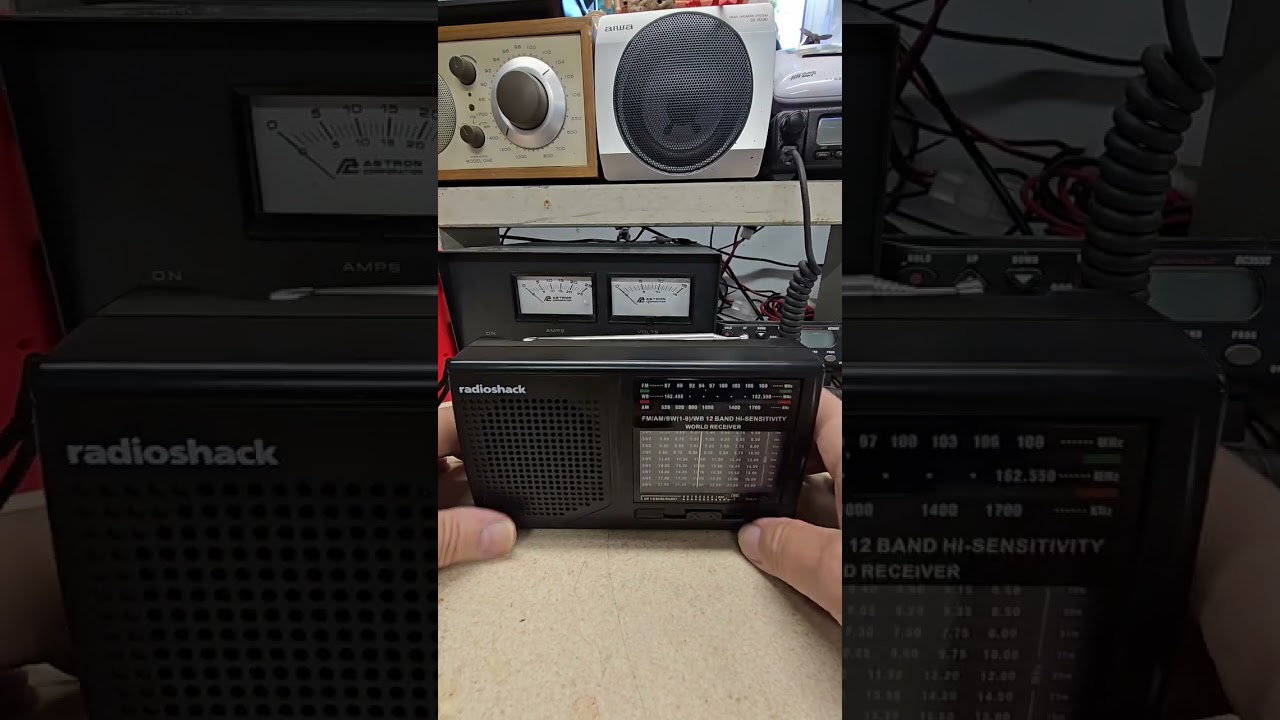 Reviewing the New Radioshack AM, FM, Weather Band, Shortwave Radio. 