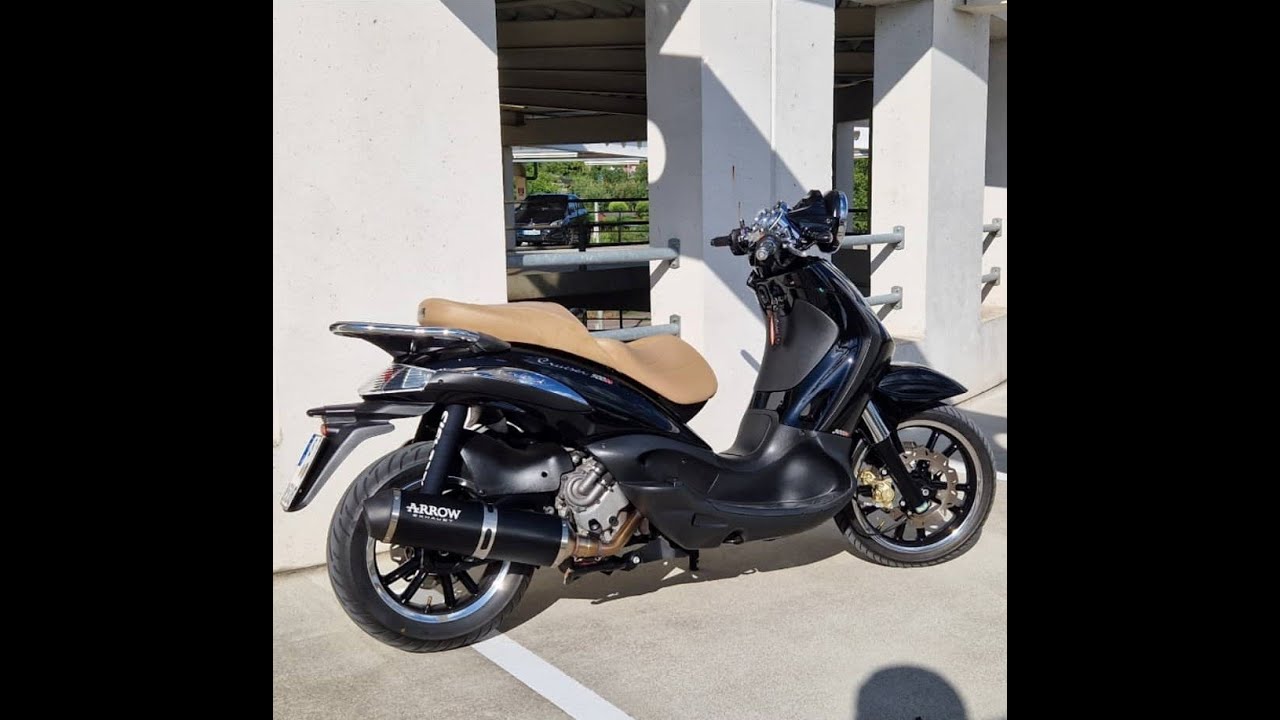 Piaggio Beverly 500 cruiser with Arrow full exhaust with db killer revving!!!