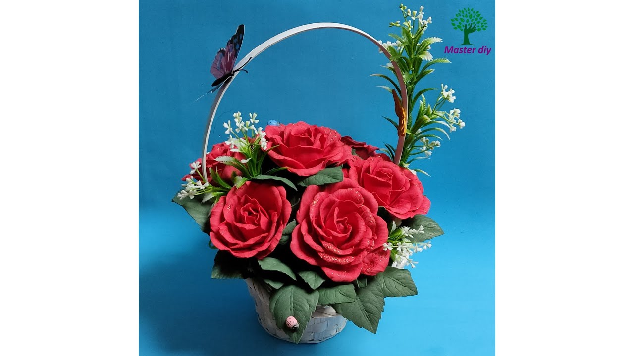 Реалистичные розы из фоамирана Как живые своими руками Цветочная композиция\Master diy