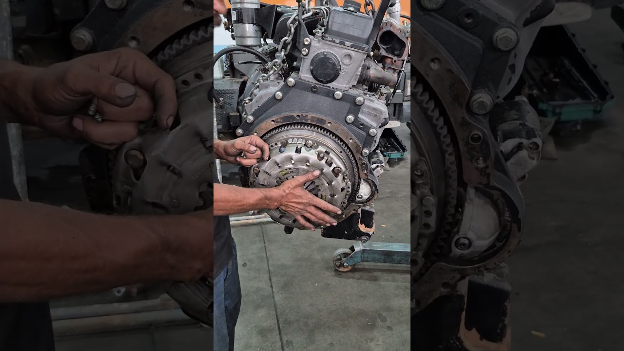 How Does a Car's Clutch Work!!!!!!!! Do You Know?