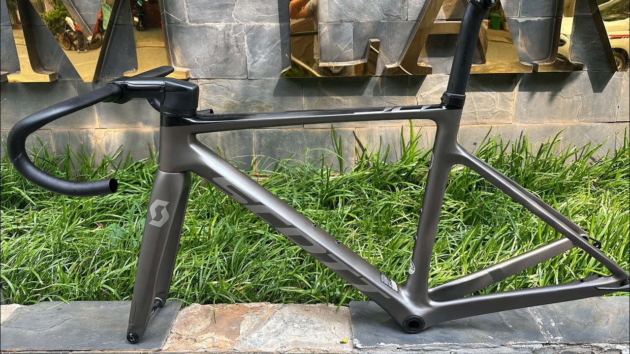 Sươn xe hãng scott chính hãng thuỵ sỹ ; 0901193238  