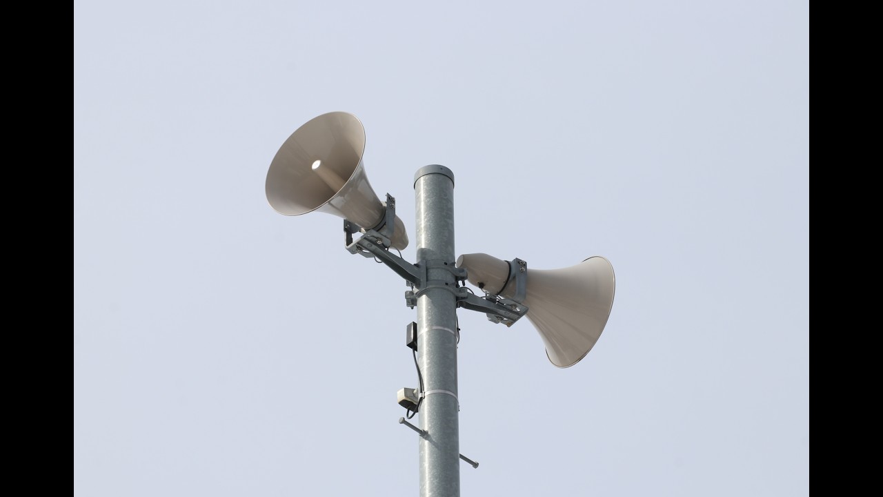 防災行政無線チャイム　滋賀県蒲生郡日野町西明寺局　11時55分　「恋は水色」