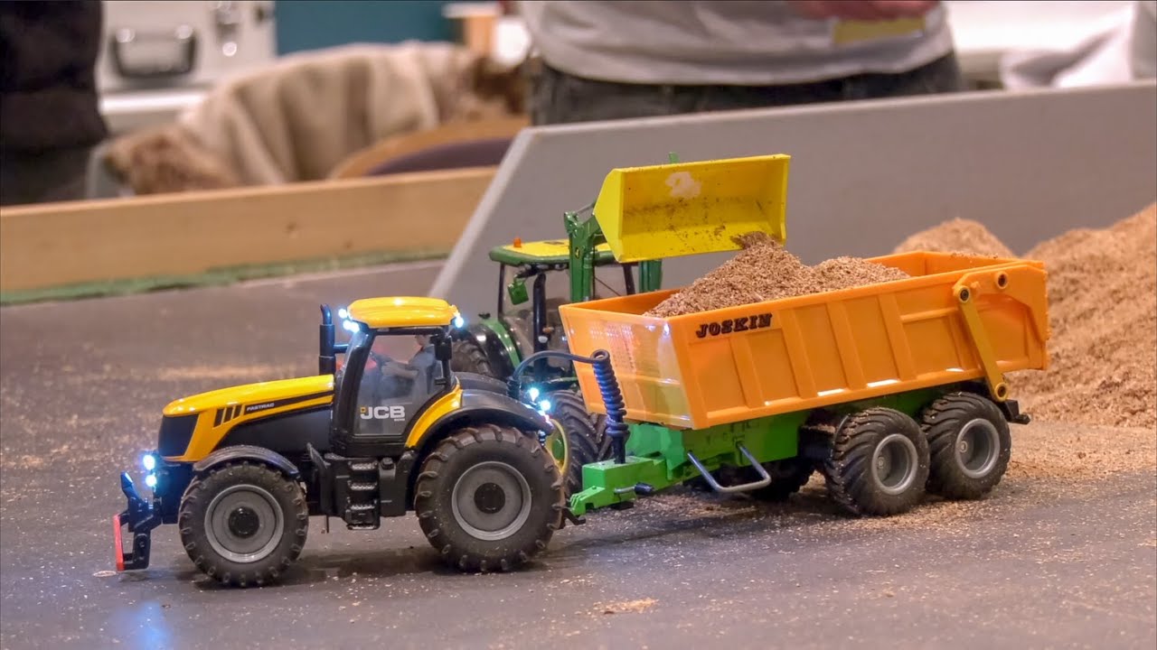 RC FARMING, TRACTORS IN 1:32 SCALE, SIKU CONTROL, JOHN DEERE, CASE, JCB!