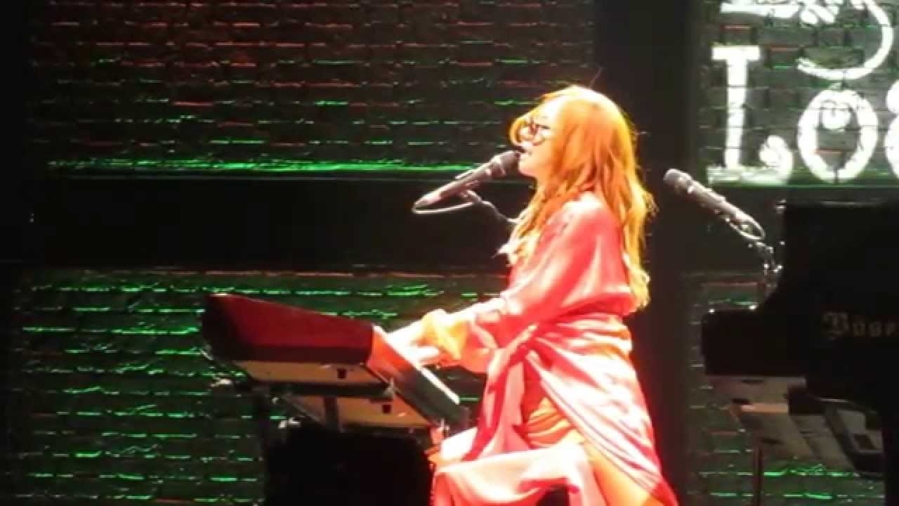 Tori Amos - Gold Dust Woman - 8/16/14 - Washington, DC