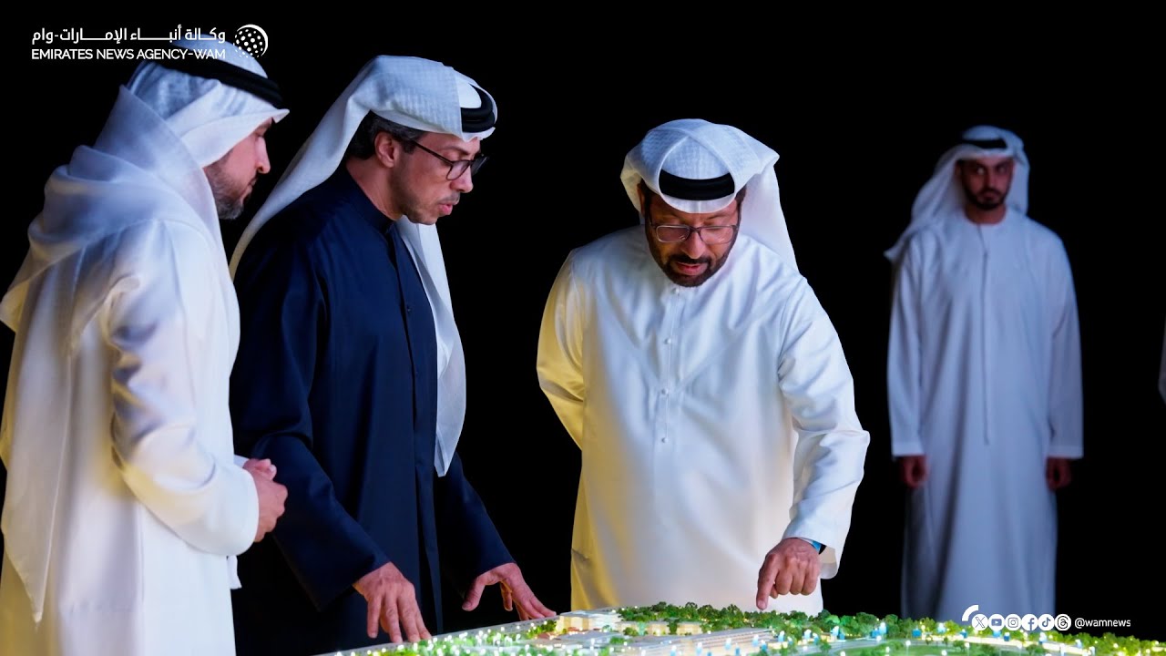 منصور بن زايد يطلق مشروع “ساحة الخيل” بنادي أبوظبي للفروسية