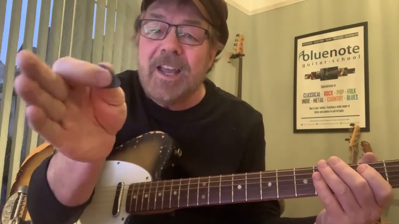 Top 5 Easiest Guitar Riffs!