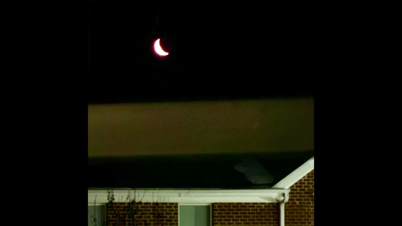 moon n u