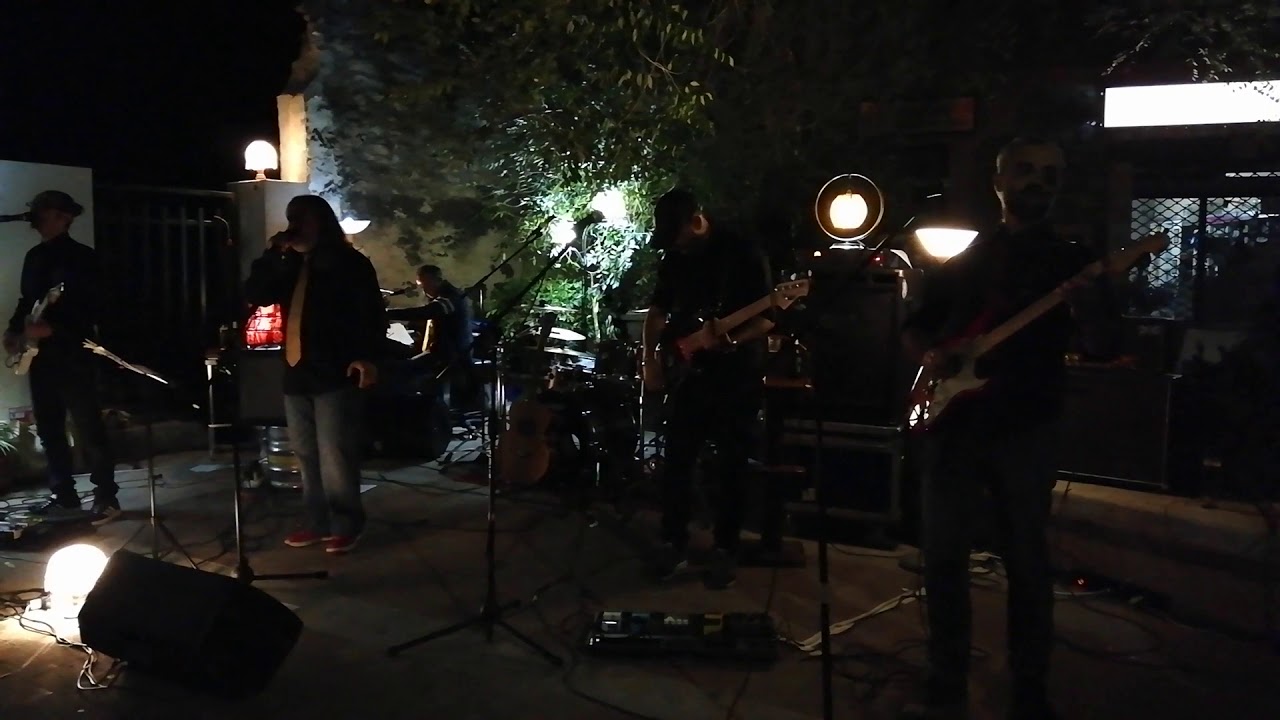 Rock Distillato 2.0 ft Jako "Pink floyd _ the wall "  live@ Caffè Gitano